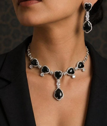 Onyx Royale Neck Set