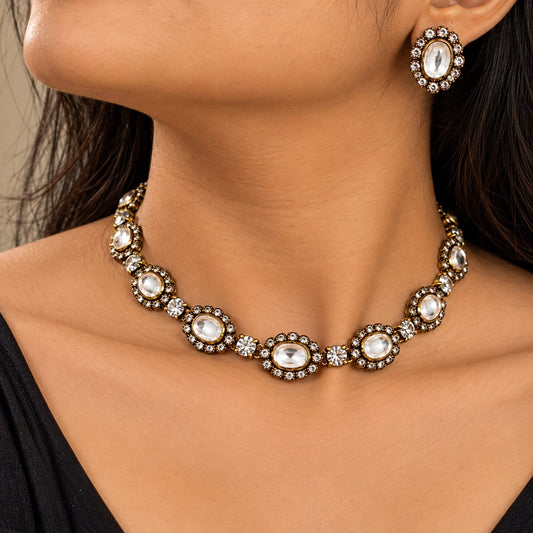 Aaina Choker Set