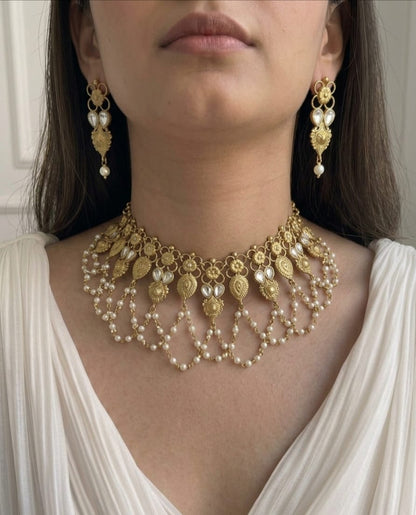 antique gold kundan pearl bridal necklace set