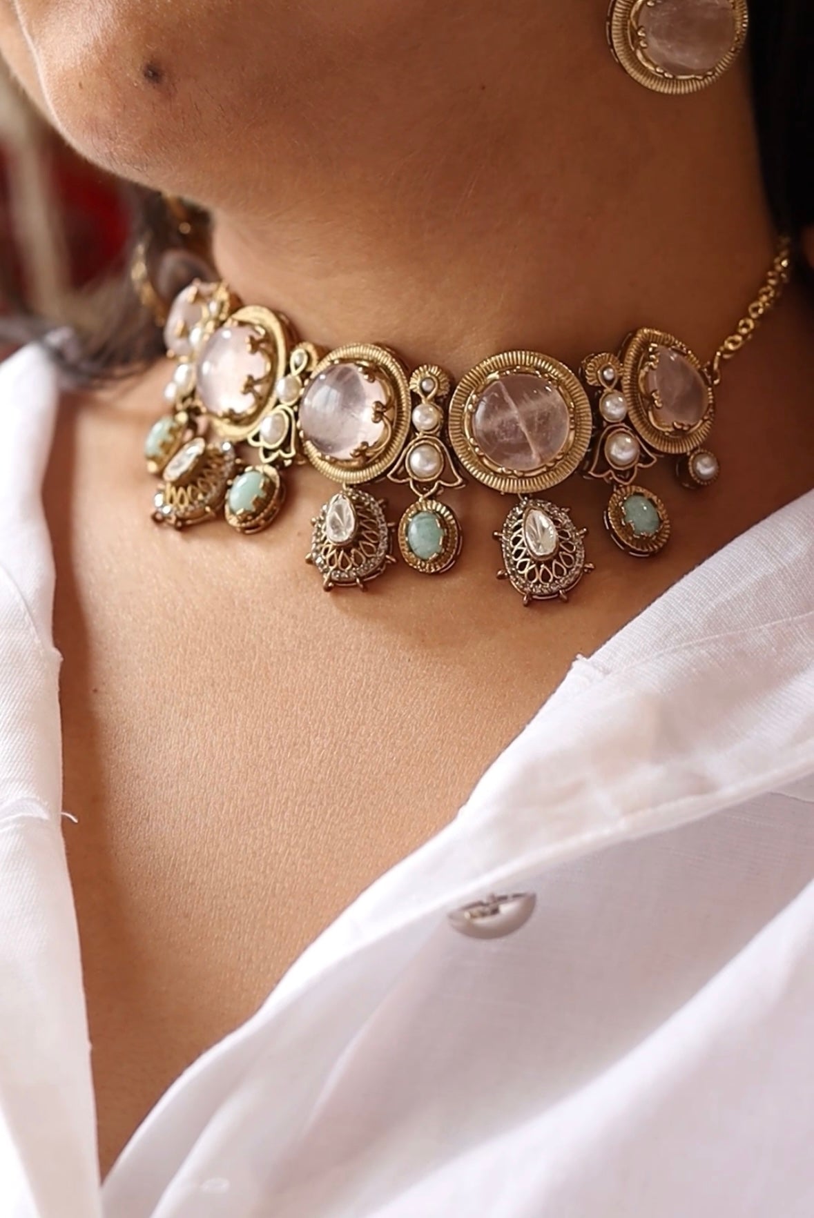 choker necklace