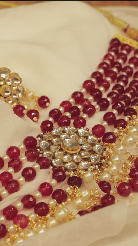 Naura Choker