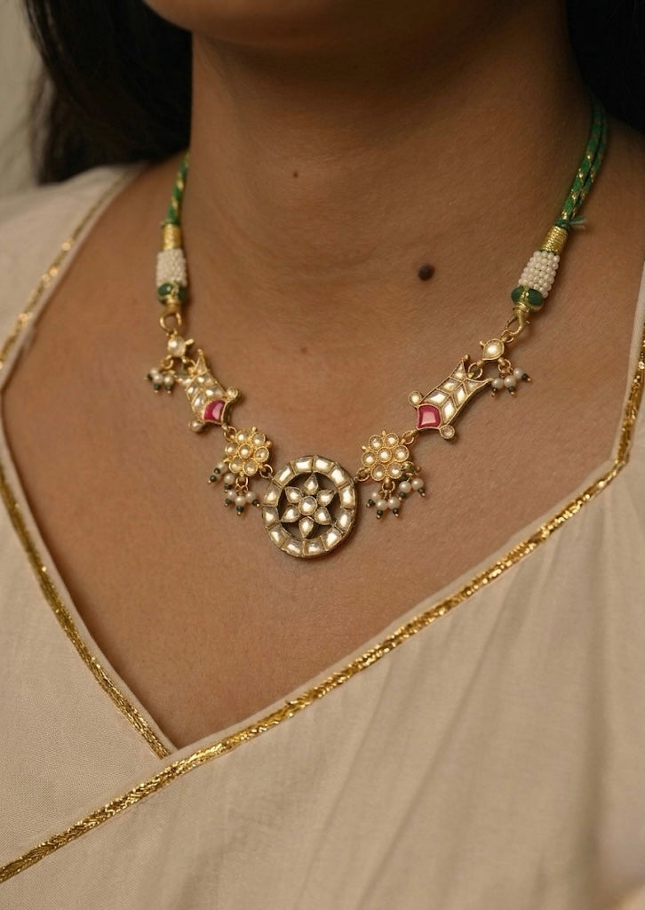 Sunheri Necklace