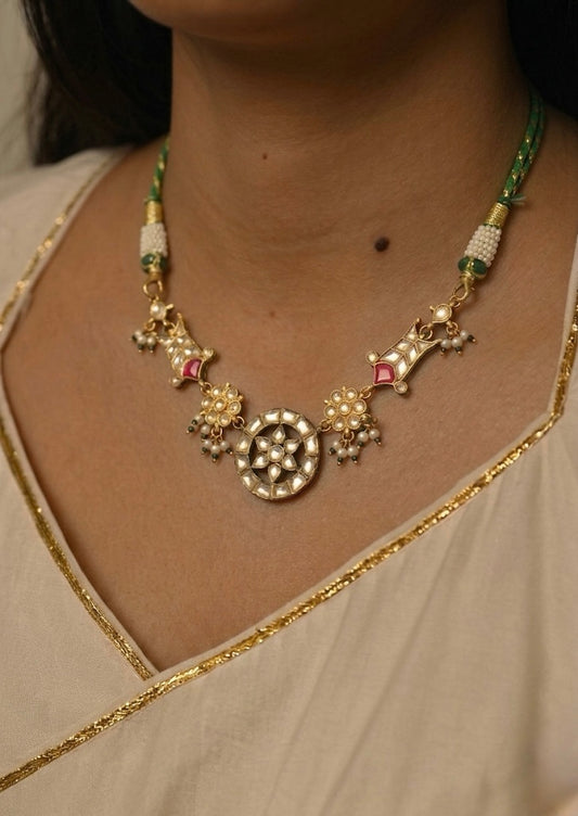 Sunheri Necklace