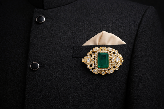 Rajwada Emerald Brooch