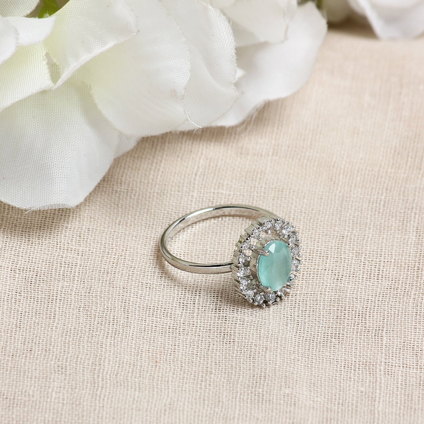 Oval AD Ring in Mint